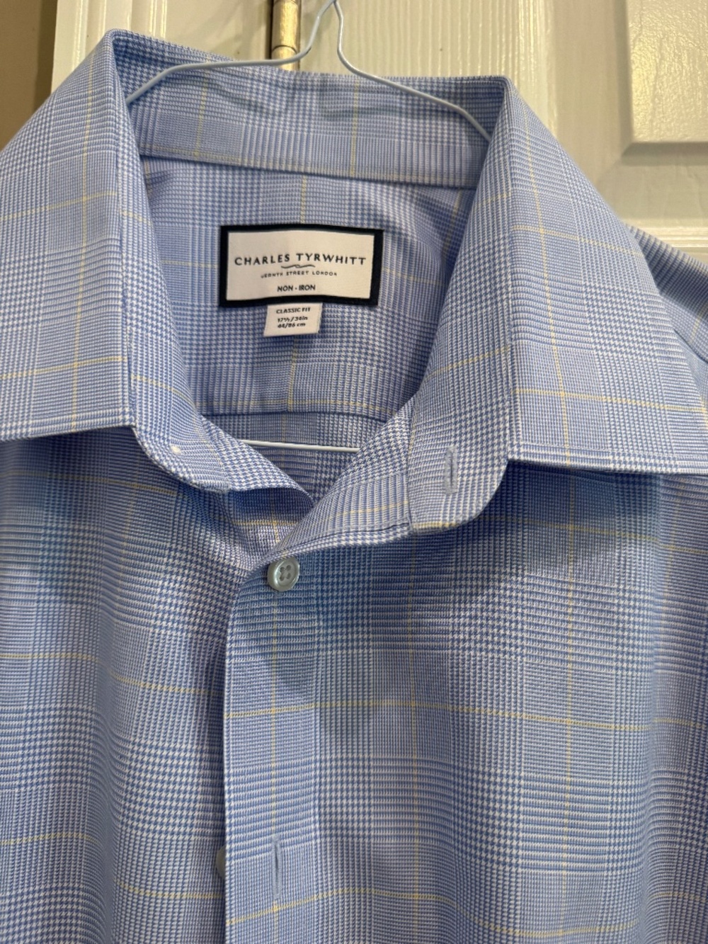 Charles Tyrwhitt shirt, 17.5 x 34, blue plaid, worn once, like new